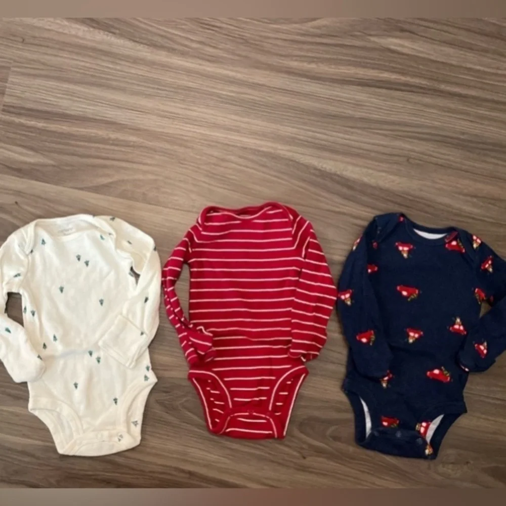 Carter's Baby Bundle of 3 long sleeve Christmas Holiday Bodysuits size 3M